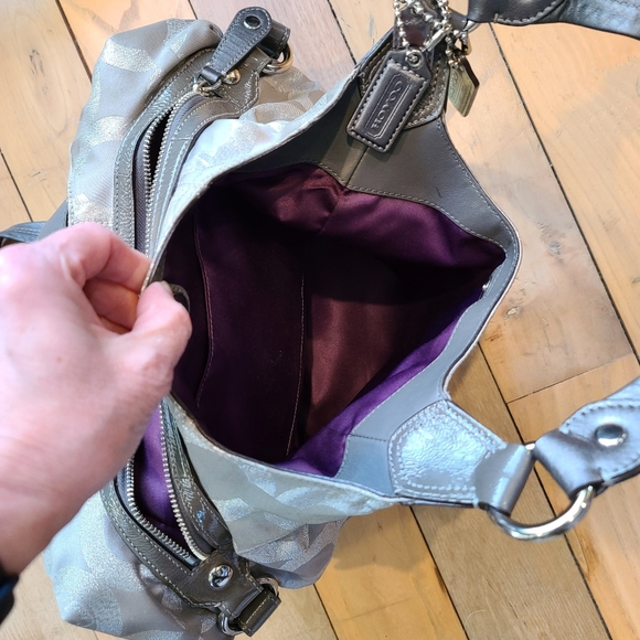 Coach handbags - Picture 3 of 3